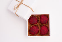 Load image into Gallery viewer, Raspberry Dark Chocolate Truffles